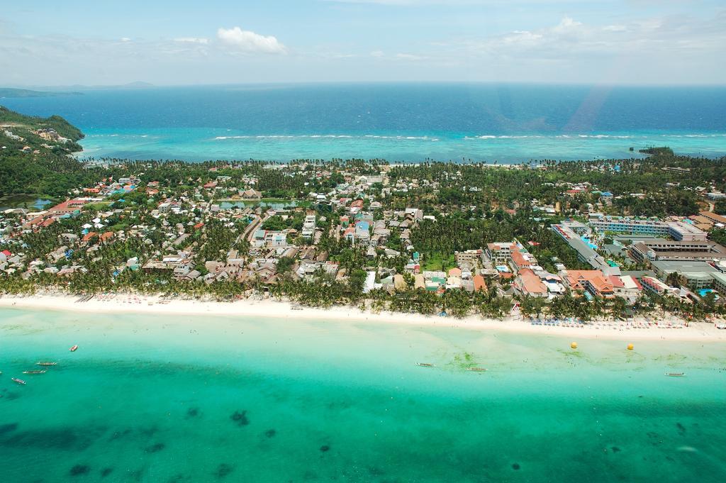 Bolabog Beach Resort Balabag  外观 照片