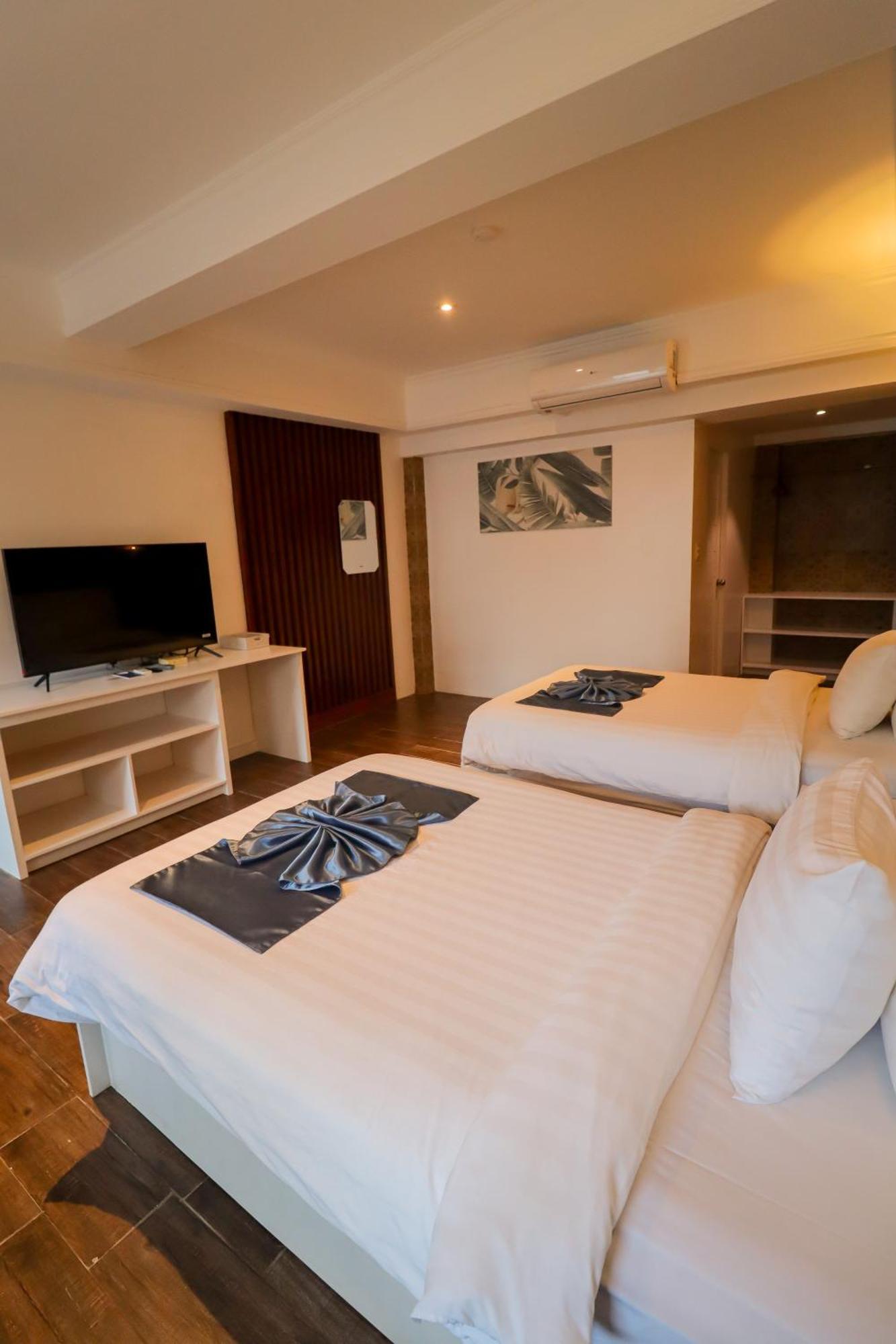 Bolabog Beach Resort Balabag  外观 照片
