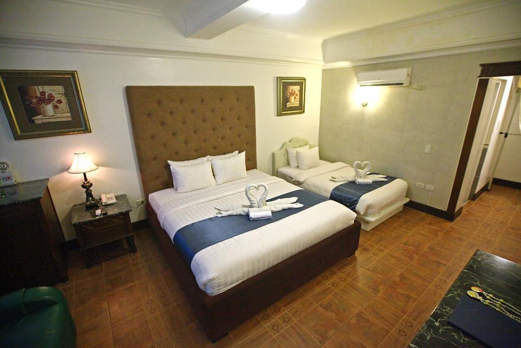 Bolabog Beach Resort Balabag  外观 照片